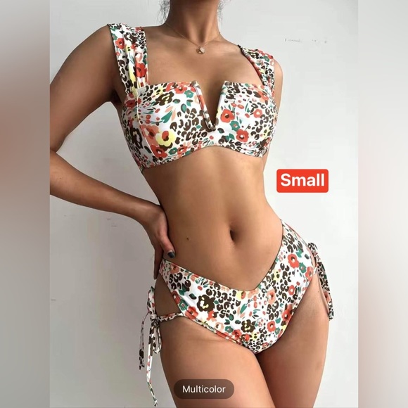 Two-Piece Multicolor Swimsuit - Picture 2 of 5